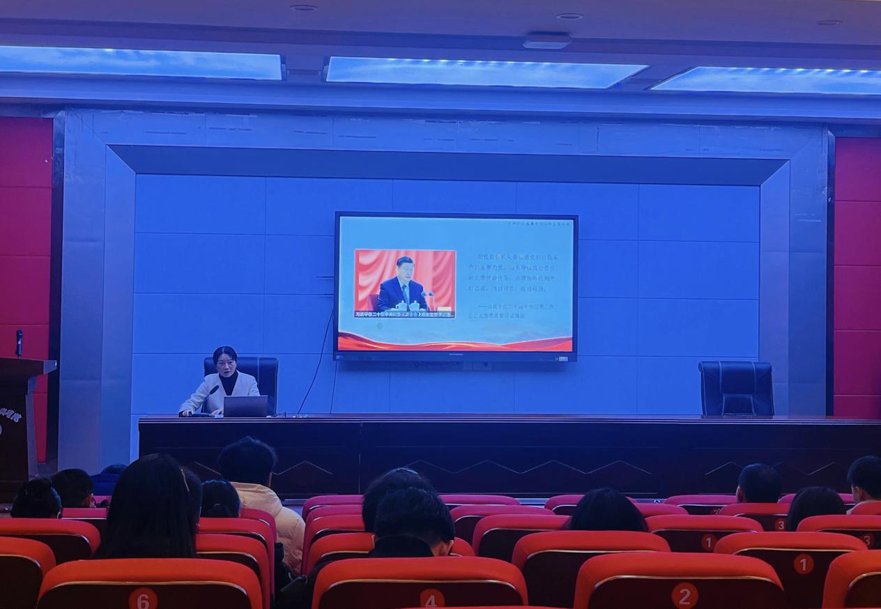 94B86010E49B48C0EBCC524F96A7996E